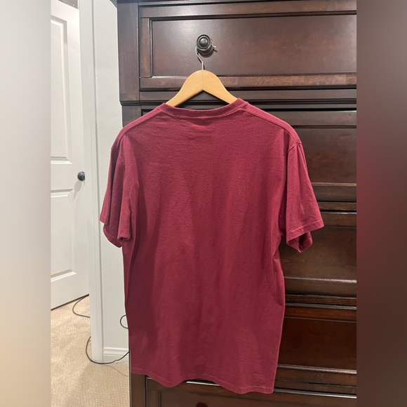 Krypto Wrld Graphic Maroon T-Shirt size Men’s medium in great condition - Picture 2 of 4